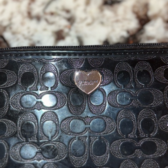 COACH Wallet Black Gloss Perforated Leather Medium Wristlet - Picture 3 of 6